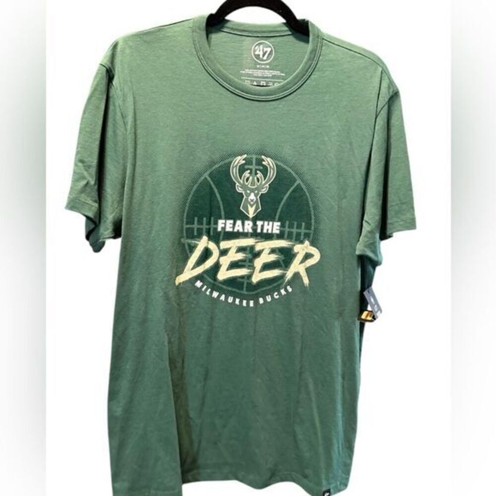 NWOT ‘47 Unisex Green Short Sleeve Graphic Tee Shirt Fear the Deer NBA Bucks- M